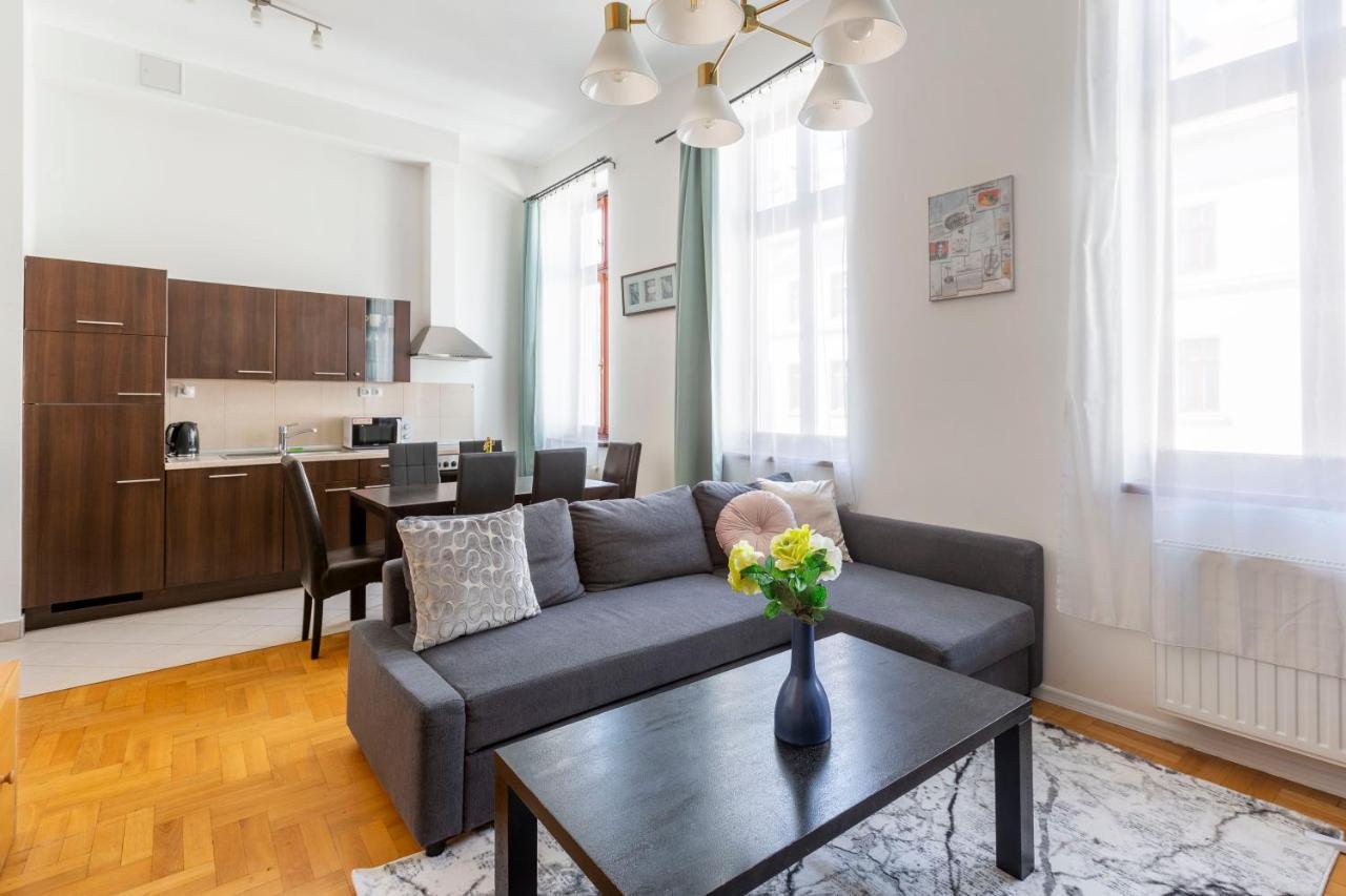 Central Gozsdu Aparment By Quentin Homes Budapest Eksteriør billede