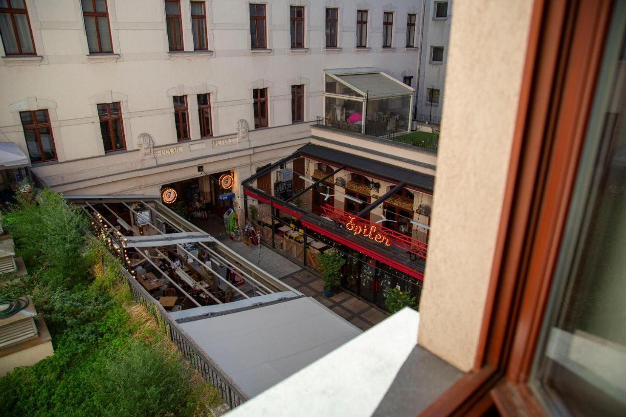 Central Gozsdu Aparment By Quentin Homes Budapest Eksteriør billede