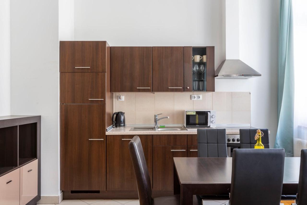 Central Gozsdu Aparment By Quentin Homes Budapest Eksteriør billede