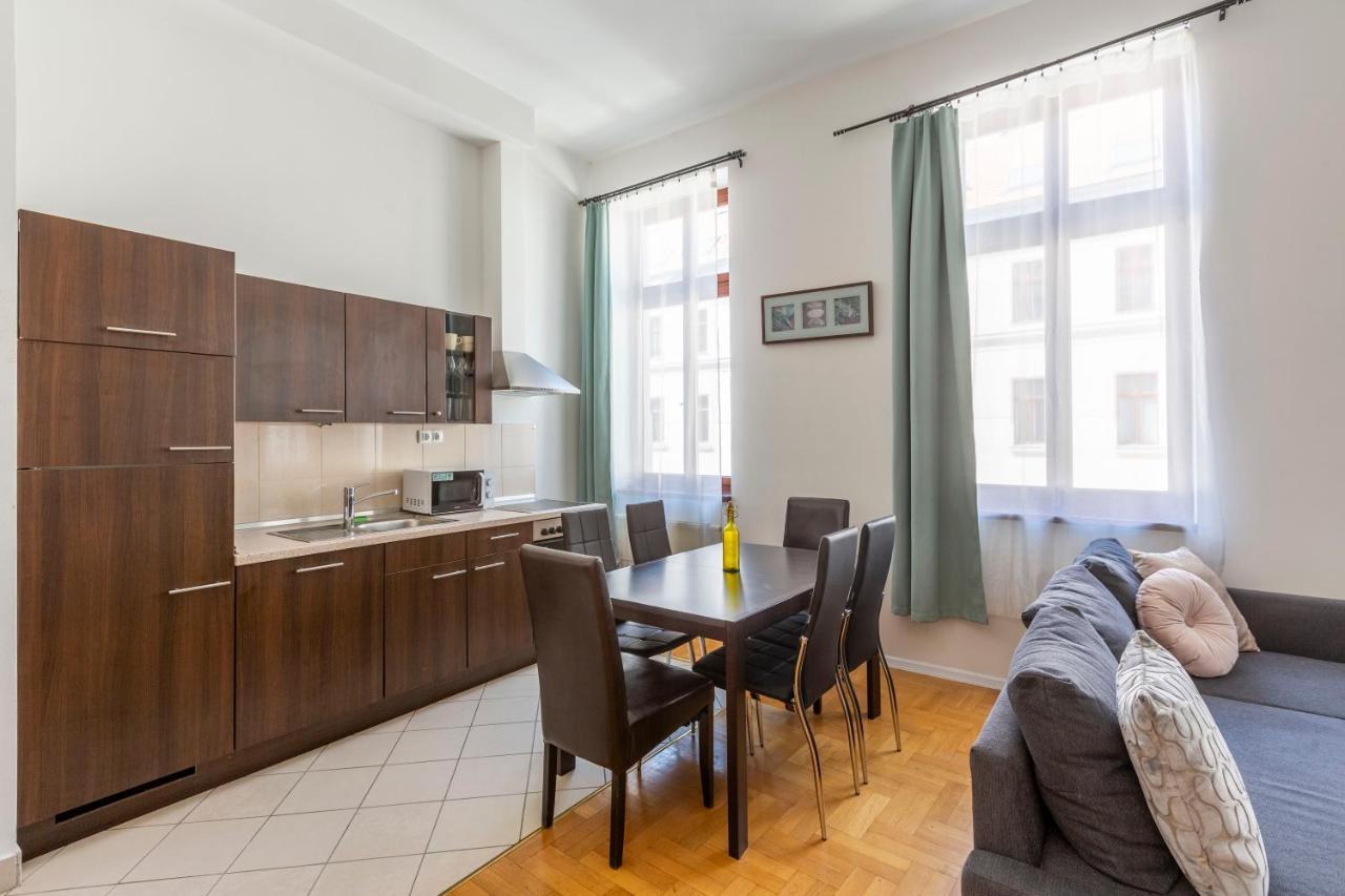Central Gozsdu Aparment By Quentin Homes Budapest Eksteriør billede